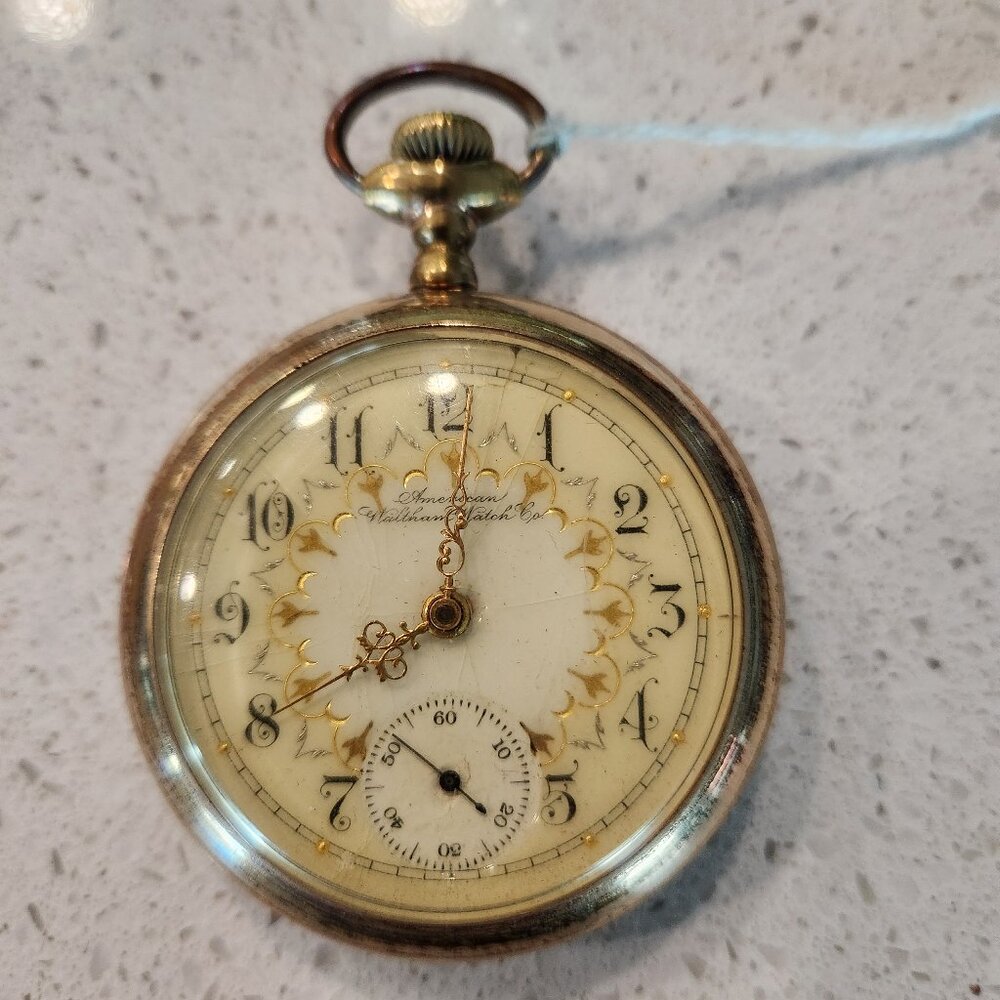 Antique Waltham open-face pocket watch. Year 1900.